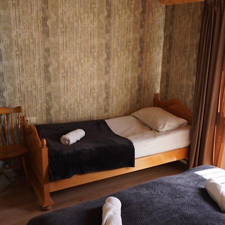 Archil And Nino Gigauri Guest House Kazbegi Bagian luar foto