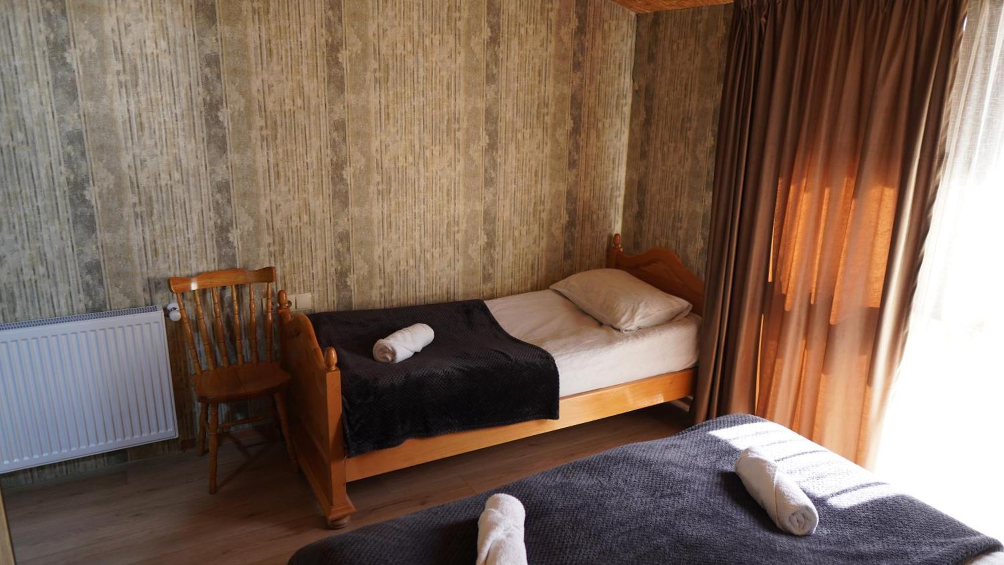 Archil And Nino Gigauri Guest House Kazbegi Bagian luar foto